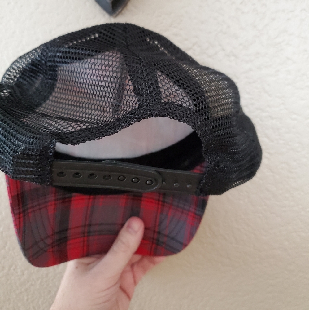 Carbon Hat - Picture 4 of 4